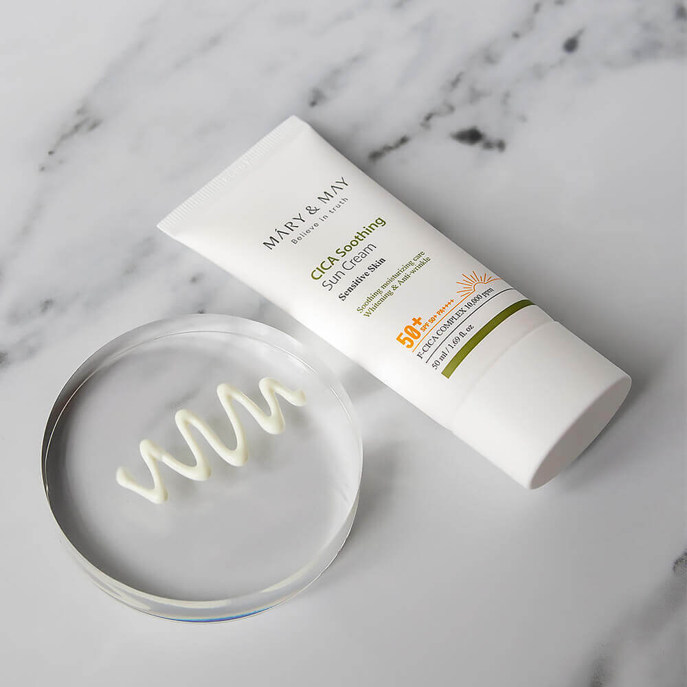 Успокаивающий солнцезащитный крем с центеллой Mary&May CICA Soothing Sun Cream SPF50+ PA++++