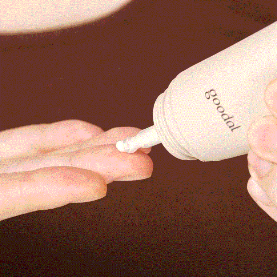Укрепляющий крем с ретинолом и чёрной морковью Goodal Black Carrot Vita-A Retinol Firming Cream
