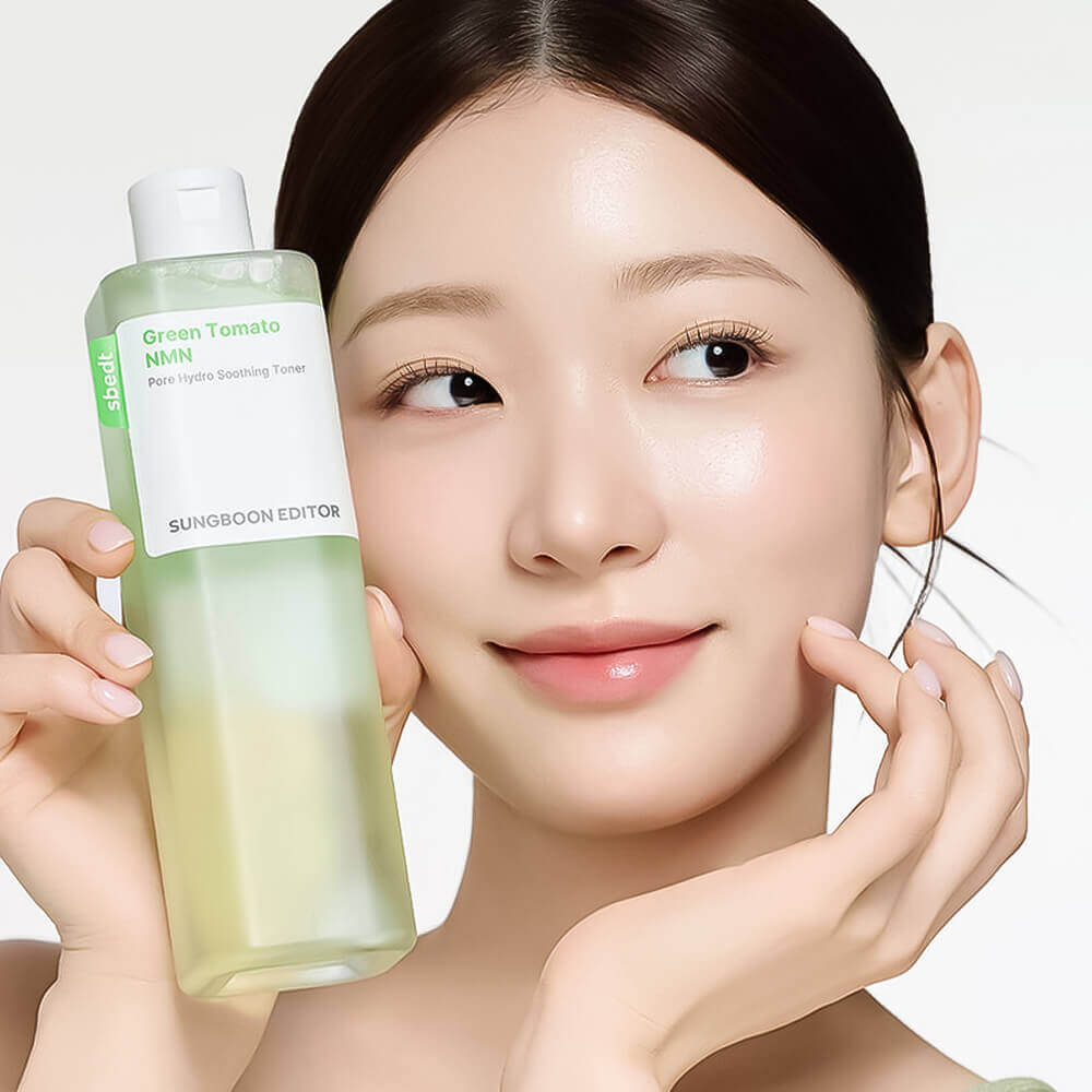Матирующий тоник для сужения пор Sungboon Editor Green Tomato NMN Pore Hydro Soothing Toner
