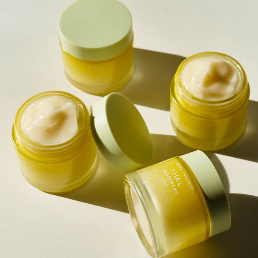 Осветляющий капсульный крем с танжерином Goodal Green Tangerine Vita C Dark Spot Care Cream