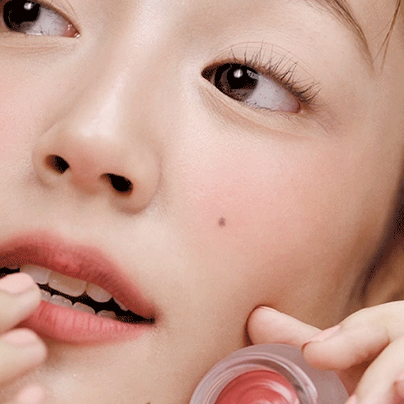 Вельветовый бальзам-пудинг для губ и щёк fwee Lip&Cheek Blurry Pudding Pot