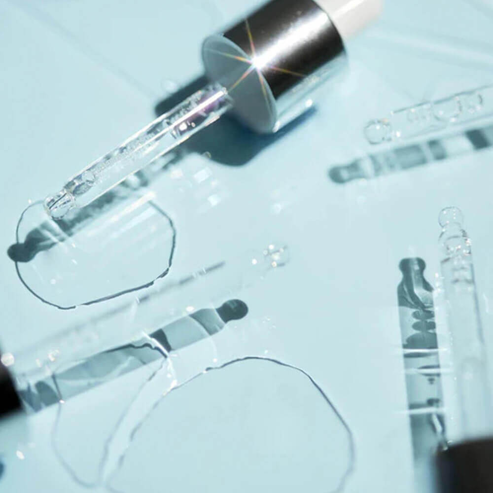 Успокаивающая сыворотка с мадекассосидом A'Pieu Madecassoside Ampoule 2X