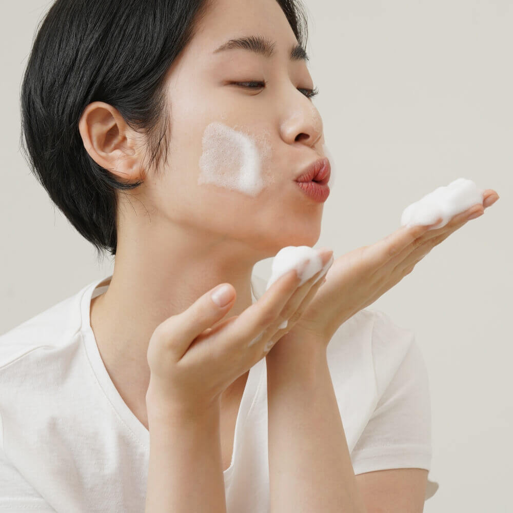 Увлажняющая кислородная пенка для умывания Dear, Klairs Rich Moist Foaming Cleanser