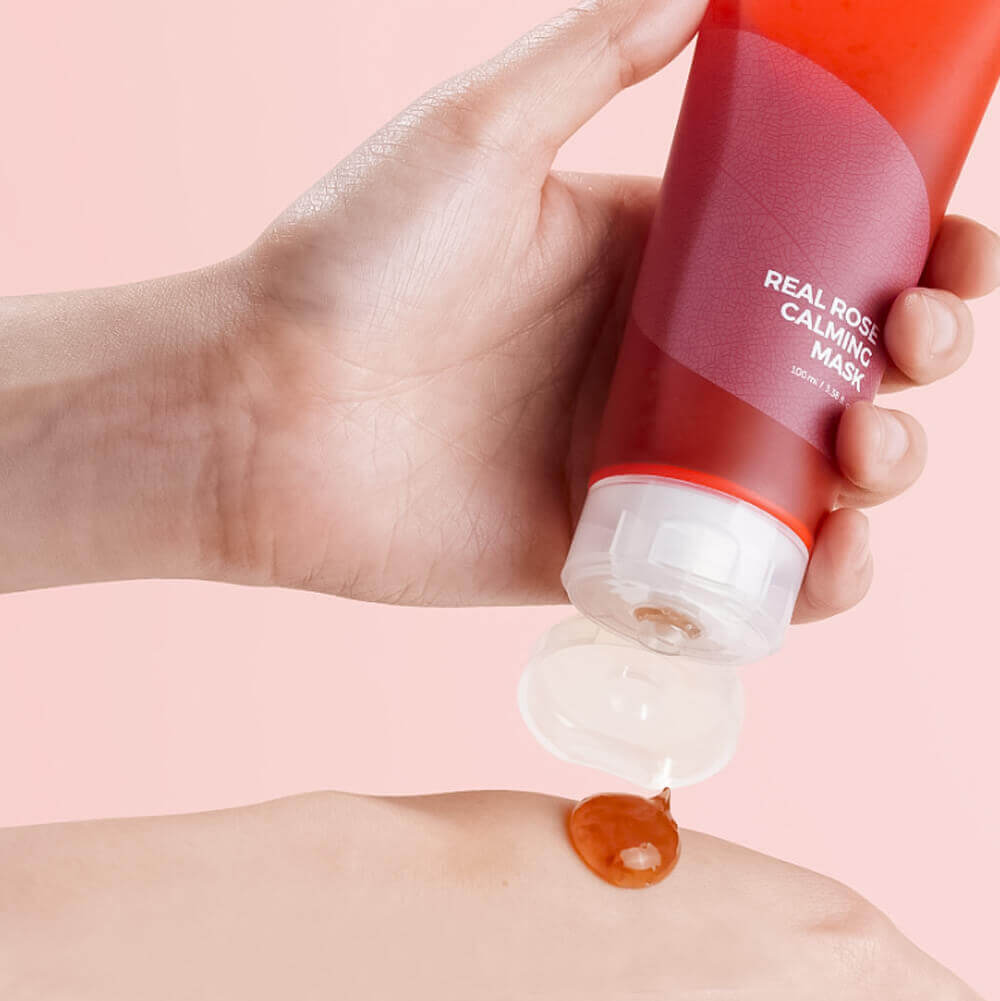 Успокаивающая маска с лепестками роз IsNtree Real Rose Calming Mask