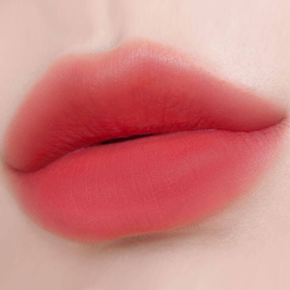 Матовый тинт-бальзам для губ BRAYE Thin Water Blur Tint 10 Passion