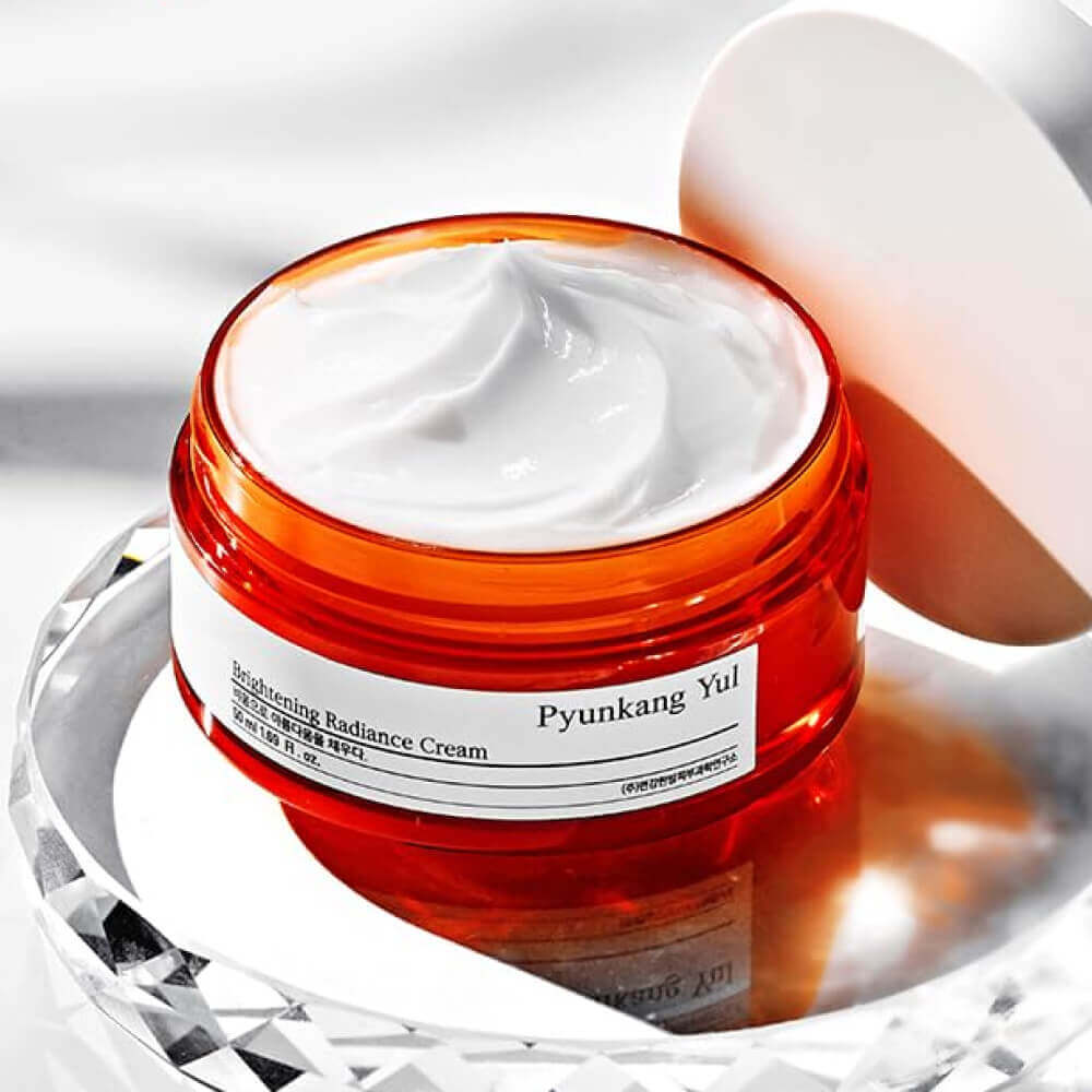 Осветляющий питательный крем для сияния кожи Pyunkang Yul Brightening Radiance Cream