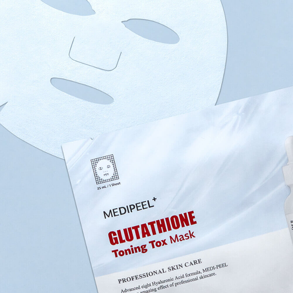 Осветляющая тканевая маска с витаминами и глутатионом MEDIPEEL Glutathione Toning Tox Mask — купить в интернет-магазине Hollyshop