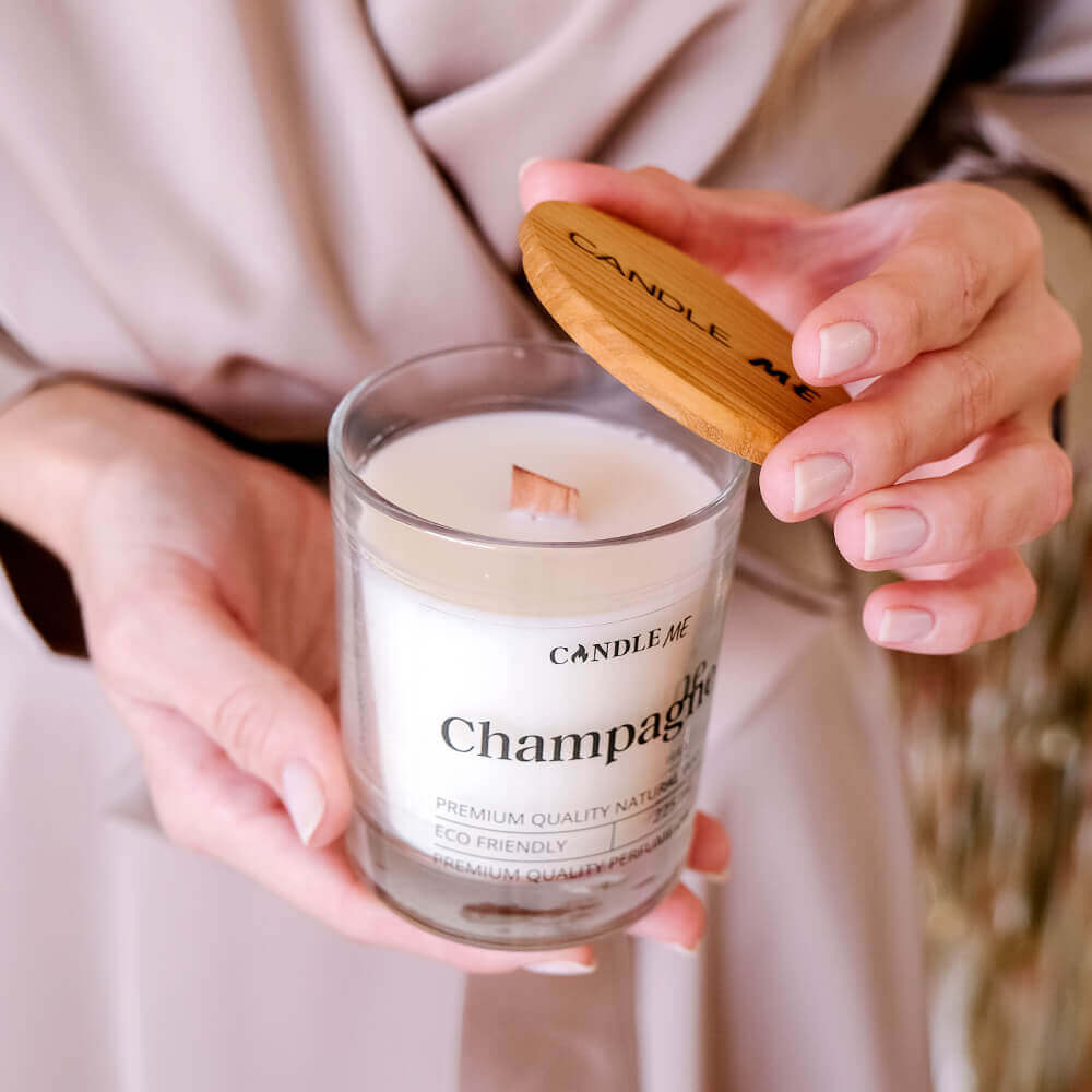 Ароматическая свеча с деревянным фитилём CANDLE ME Premium Quality Natural Wax