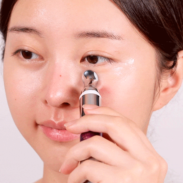 Массажный лифтинг-крем для век с микроиглами VT Cosmetics Reedle Shot Lifting Eye Cream