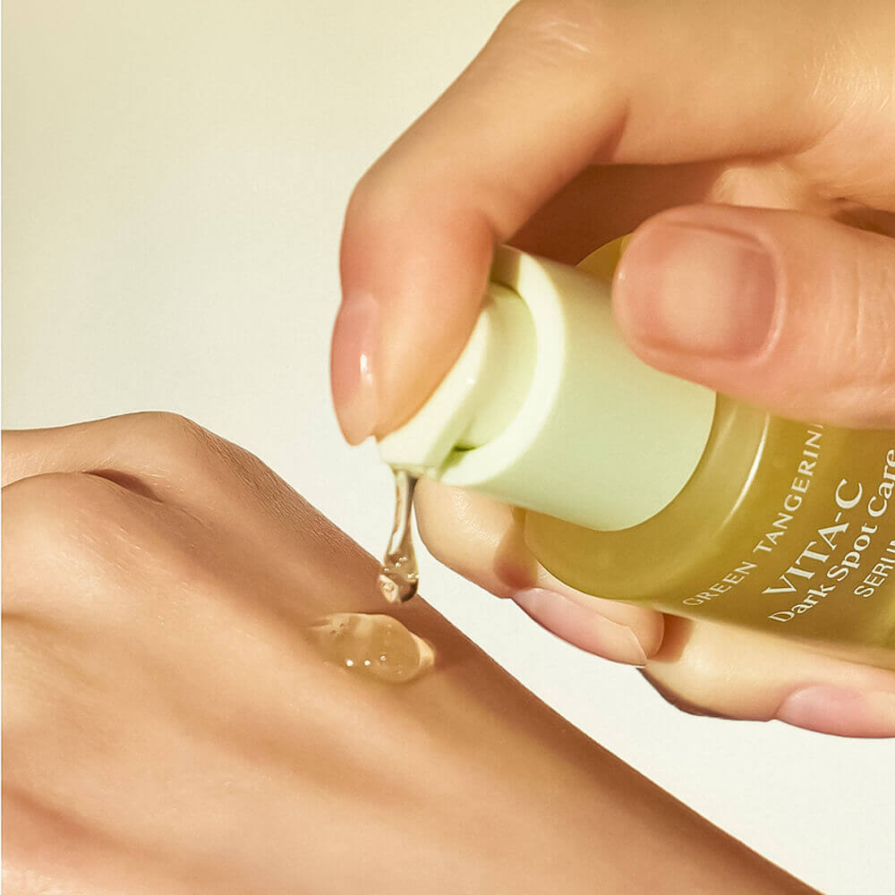 Осветляющая сыворотка для сияния кожи Goodal Green Tangerine Vita C Dark Spot Care Serum