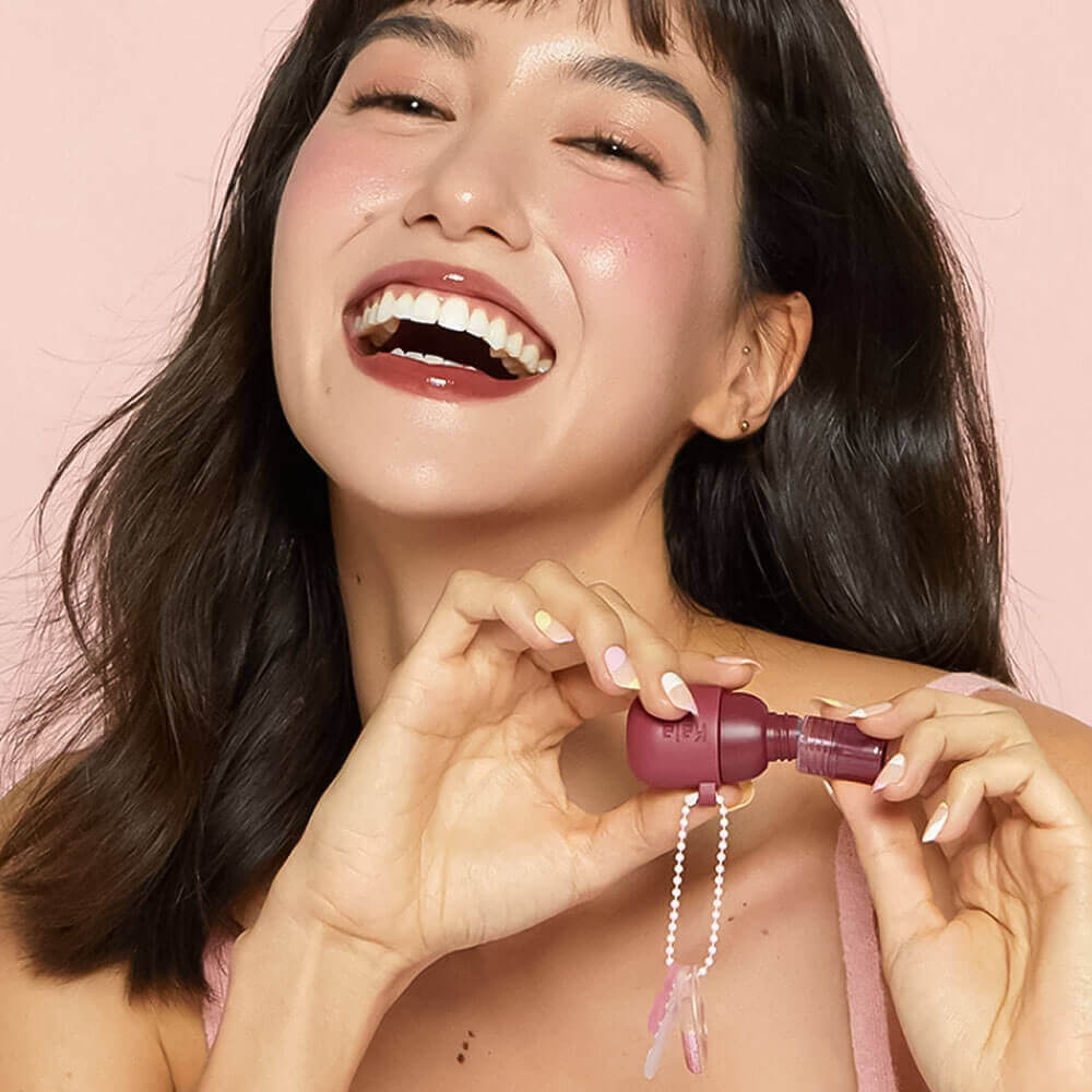 Тинт для макияжа губ и щёк Kaja Jelly Charm Glazed Lip Stain & Blush With Keychain