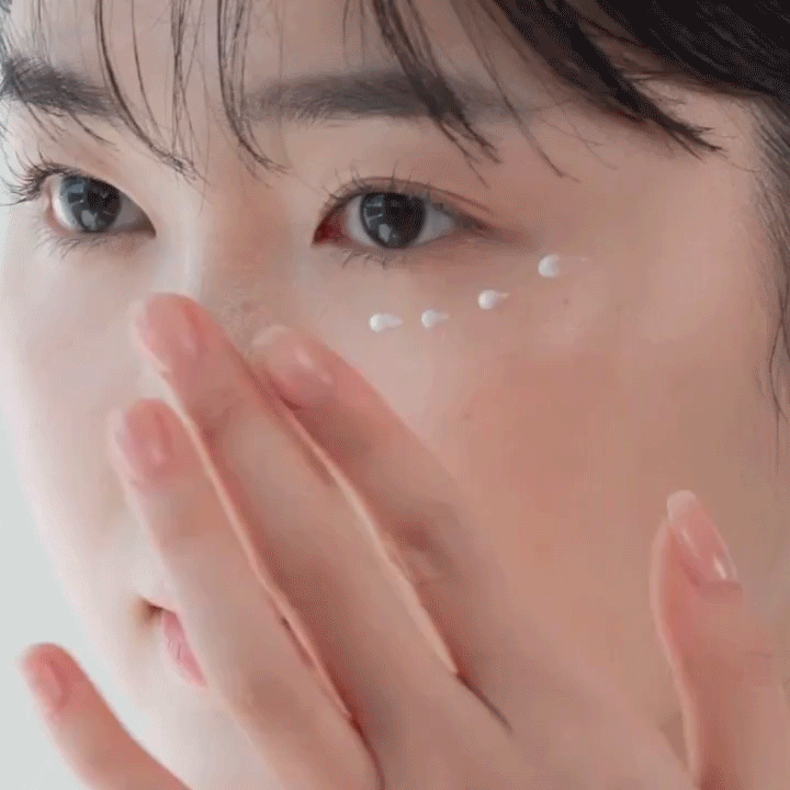 Восстанавливающий крем вокруг глаз с нони и пептидами Celimax The Real Noni Ultimate Eye Cream