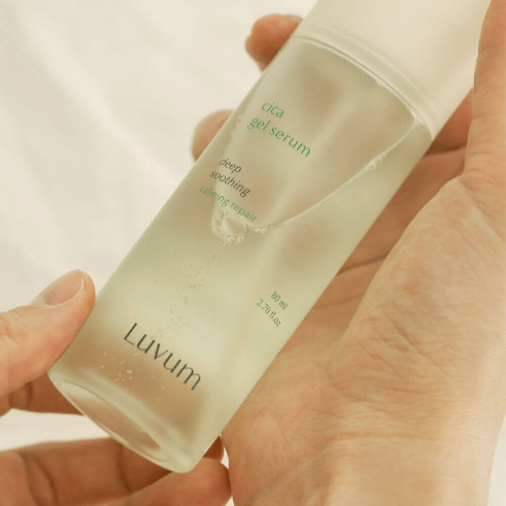 Успокаивающая сыворотка-спрей с центеллой Luvum Calming Repair Cica Gel Serum