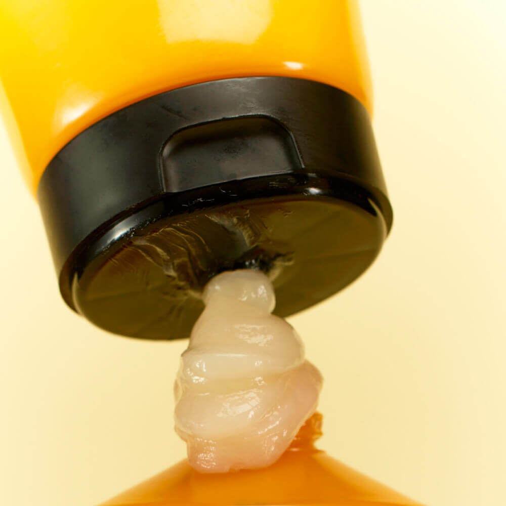 Парфюмированная маска для волос с кератином Lador Perfumed Hair Treatment