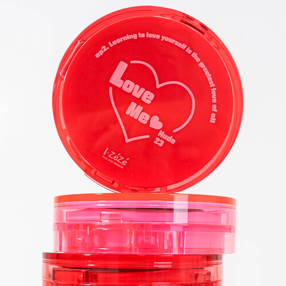 Кушон для лица с сияющим финишем IZEZE Love Me Cushion SPF50+ PA++++