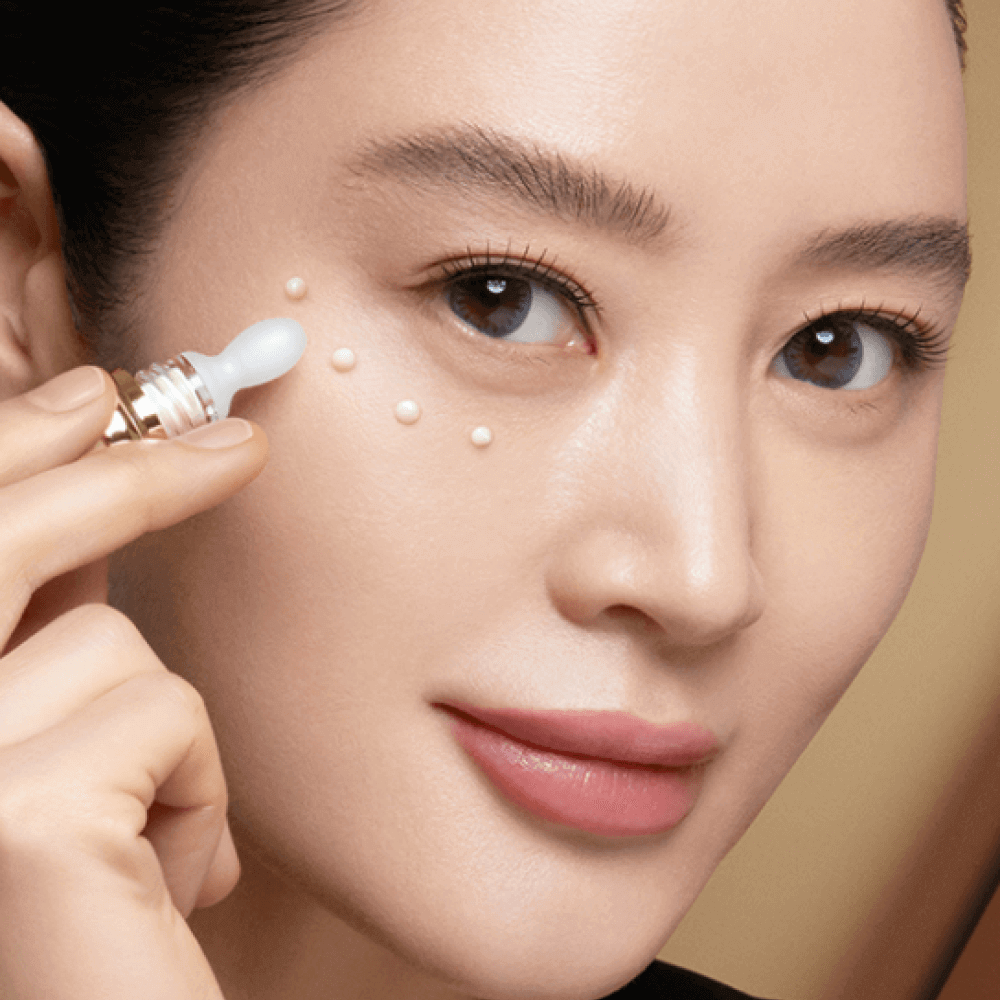 Высокопитательный ампульный крем для век с коллагеном AHC Premier Ampoule In Eye Cream Collagen T4