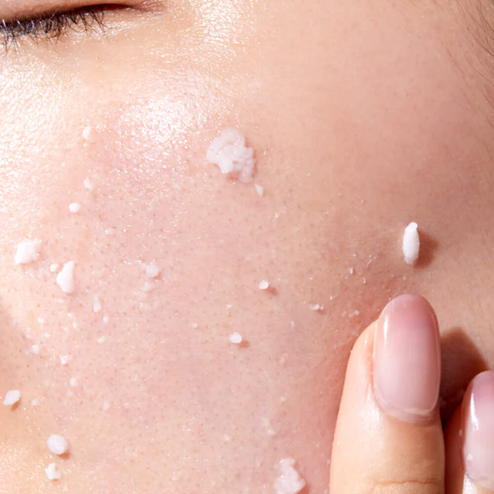 Пилинг-скатка для гладкости кожи с коллагеном MEDIPEEL Red Lacto Collagen Konjac Peeling Gel