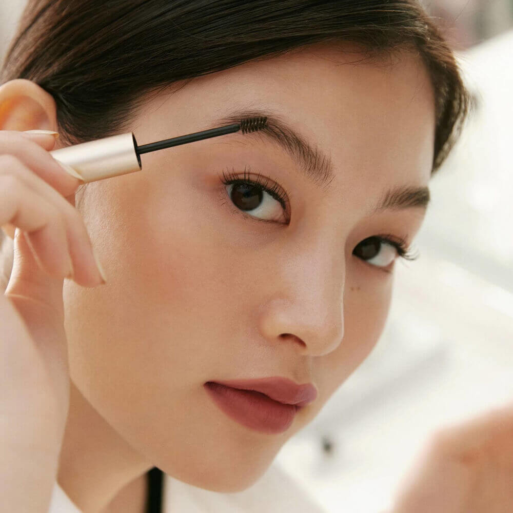 Фиксирующий гель для бровей hince Signature Brow Shaper