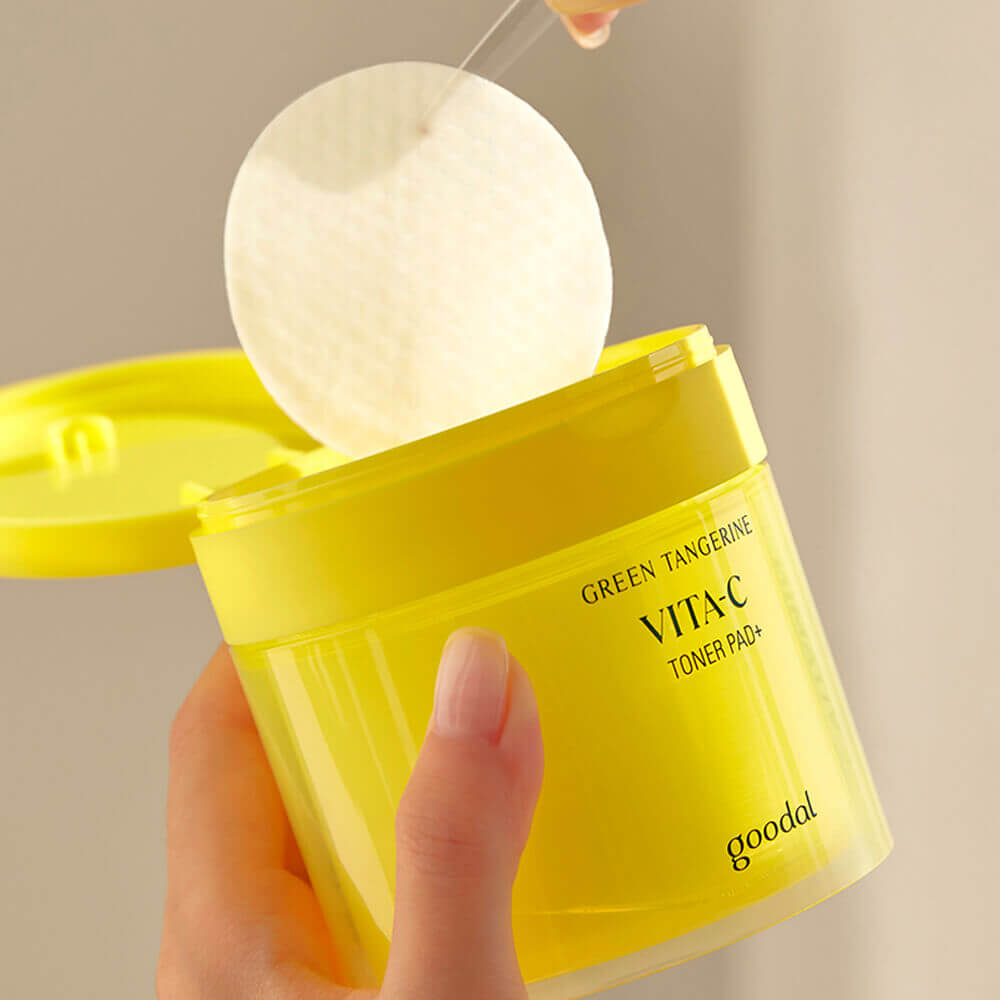 Осветляющие тонер-пэды с витамином C Goodal Green Tangerine Vita C Toner Pad