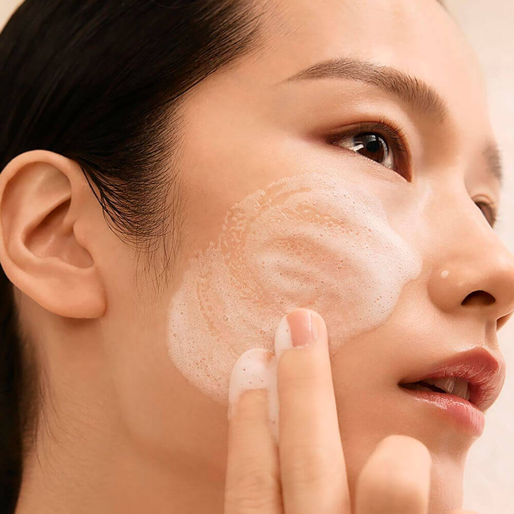 Мягкий гель-пенка для умывания Sulwhasoo Gentle Cleansing Foam