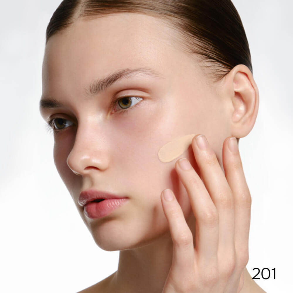 Тональный крем с защитой от солнца SHIK studio Skin Impression Foundation SPF50