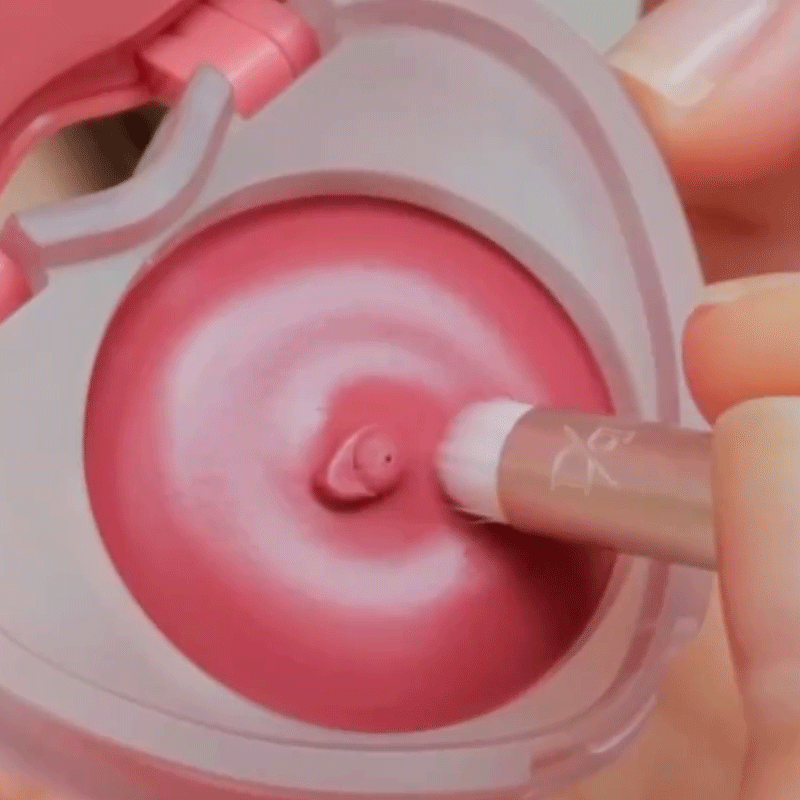 Бархатное суфле для губ и щёк Dasique Souffle Color Pot