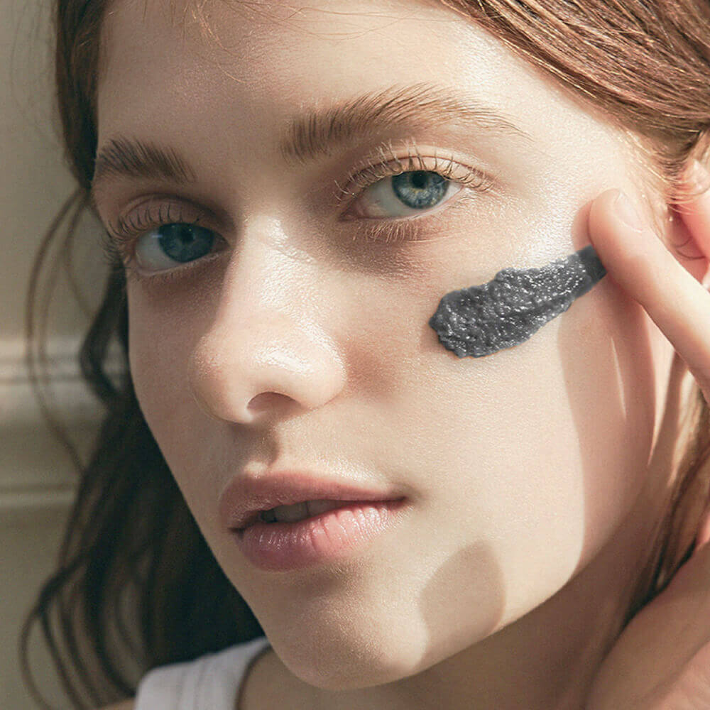 Очищающее средство с чёрным чаем и юдзу Arencia Black Tea Rice Mochi Cleanser