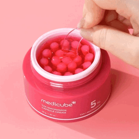 medicube_TXA_Niacinamaide_Capsule_Cream.gif