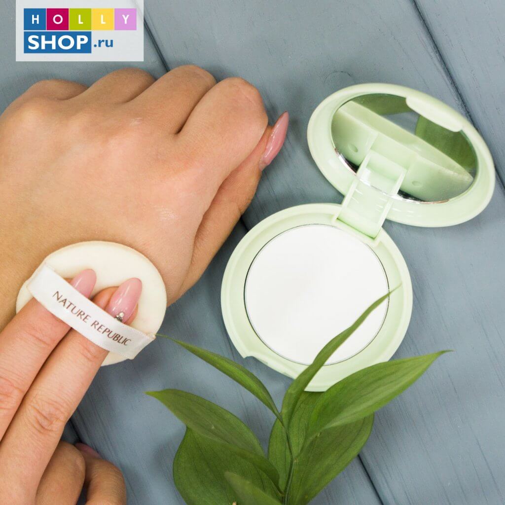 Прозрачная компактная пудра с экстрактом зелёного чая Nature Republic Botanical Green Tea Pore Pact
